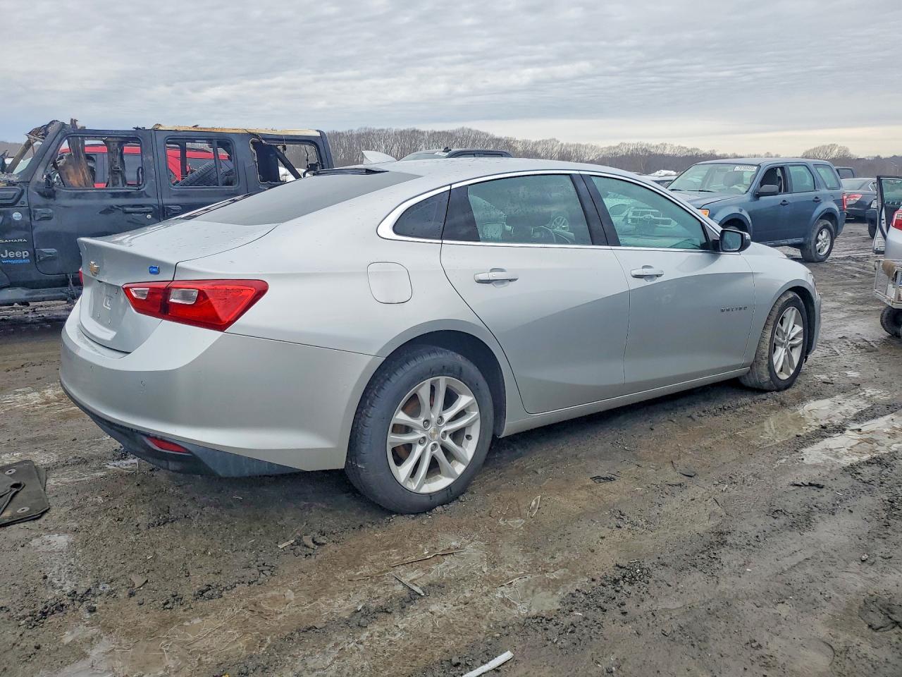 2018 CHEVROLET MALIBU HYBRID photo 3