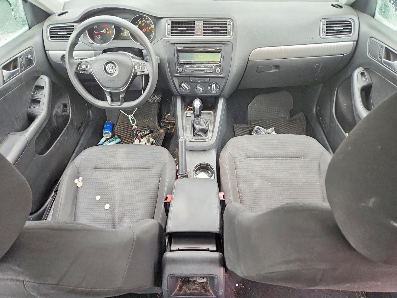2015 VOLKSWAGEN JETTA SE photo 8