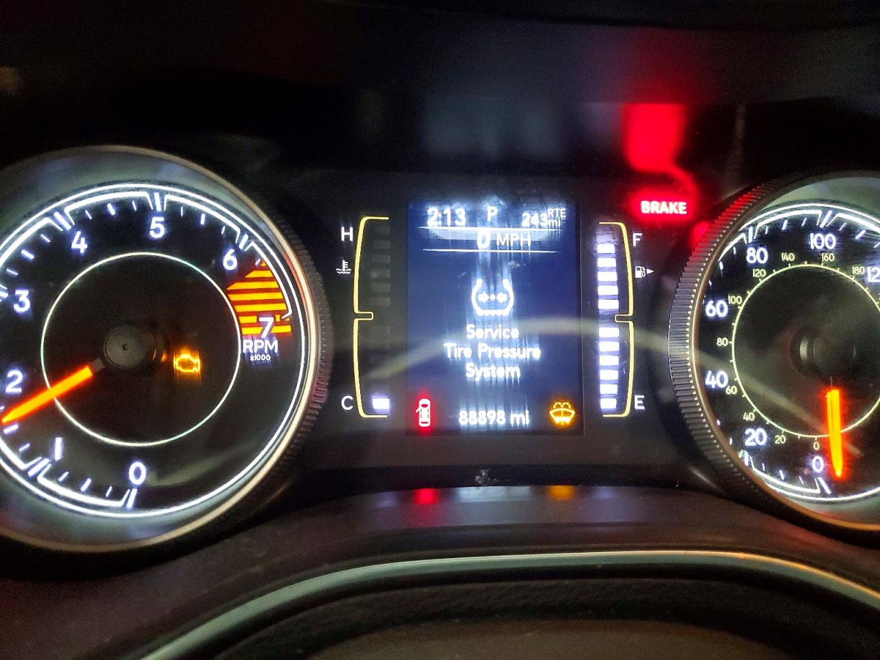 2019 JEEP CHEROKEE LATITUDE photo 9