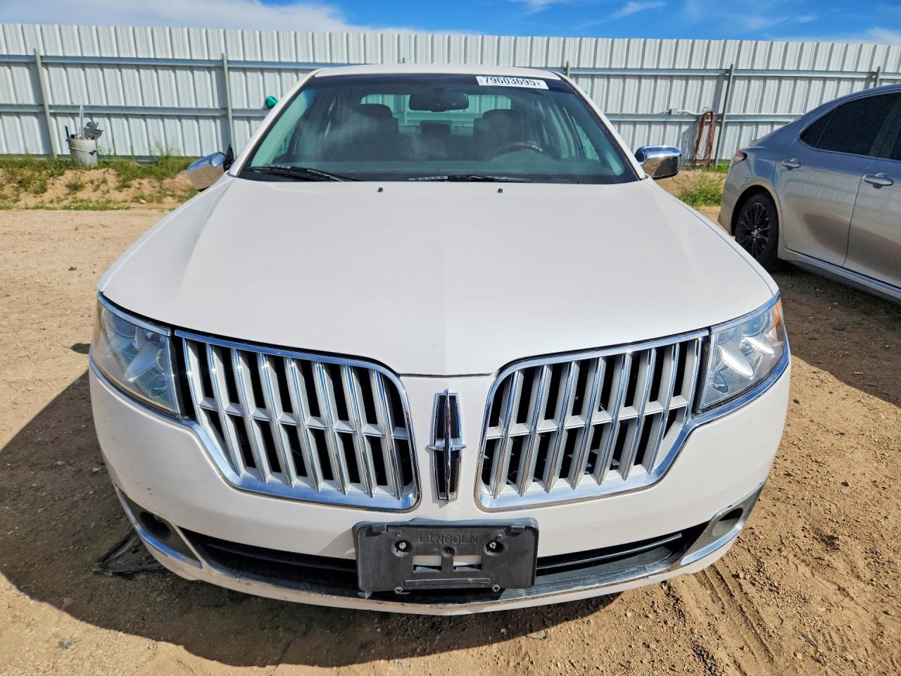 2010 LINCOLN MKZ photo 5
