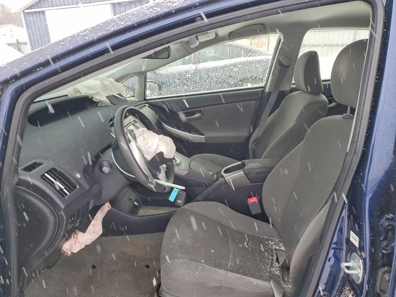 2012 TOYOTA PRIUS TWO photo 7