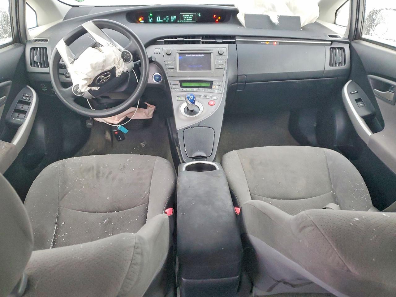 2012 TOYOTA PRIUS TWO photo 8