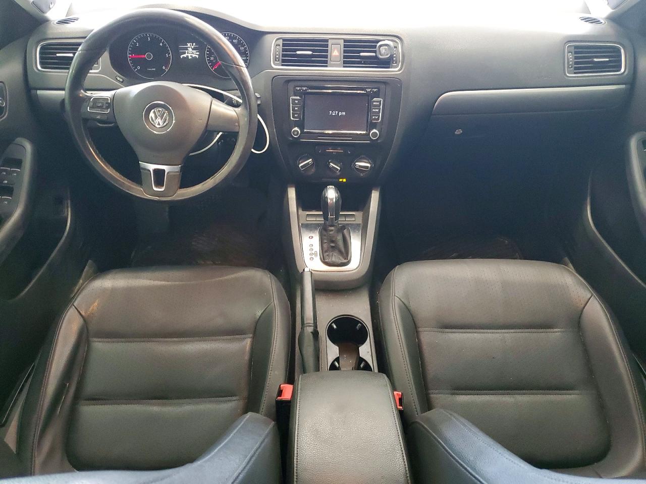 2013 VOLKSWAGEN JETTA TDI photo 8
