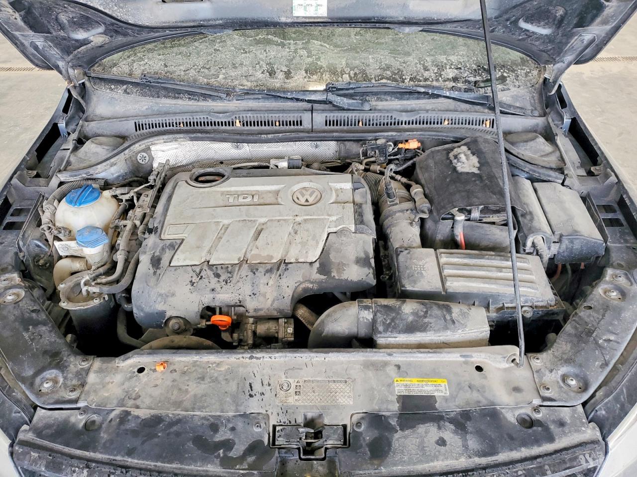 2013 VOLKSWAGEN JETTA TDI photo 11