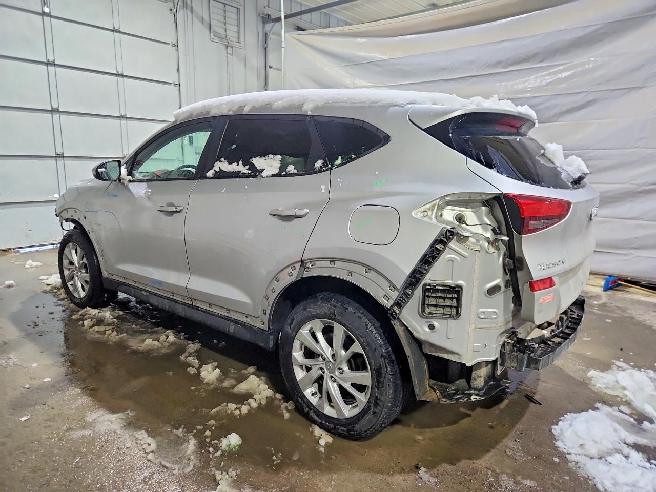 2019 HYUNDAI TUCSON SE photo 3