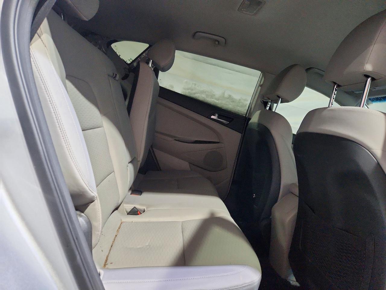 2019 HYUNDAI TUCSON SE photo 21