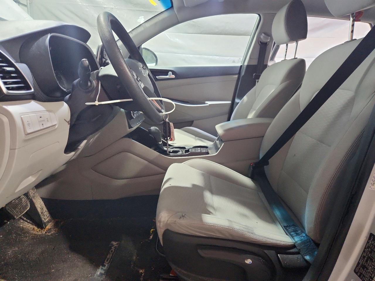 2019 HYUNDAI TUCSON SE photo 13