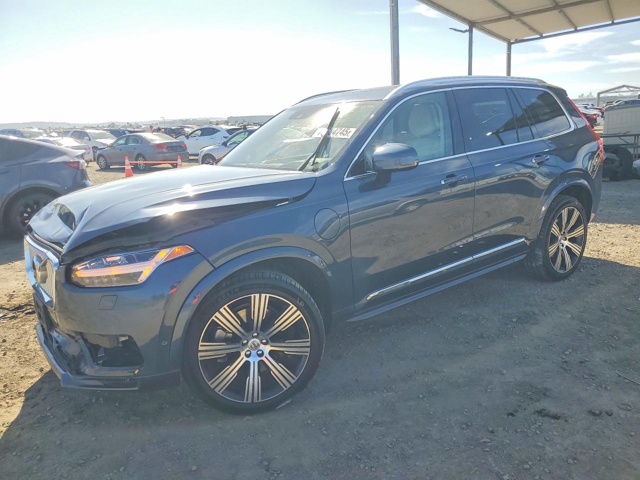 2021 VOLVO XC90
