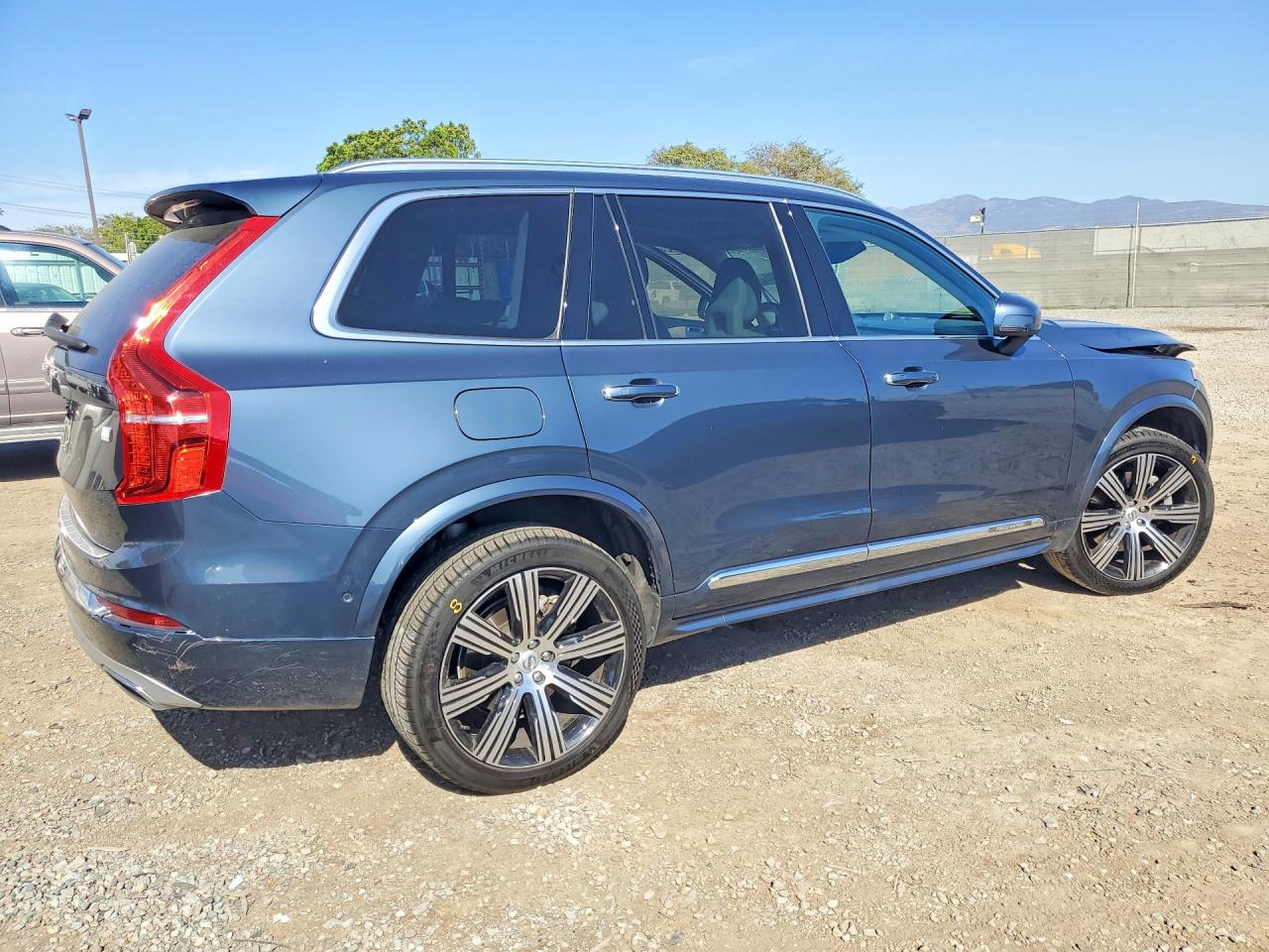 2021 VOLVO XC90 T8 RECHARGE INSCRIPTION photo 5