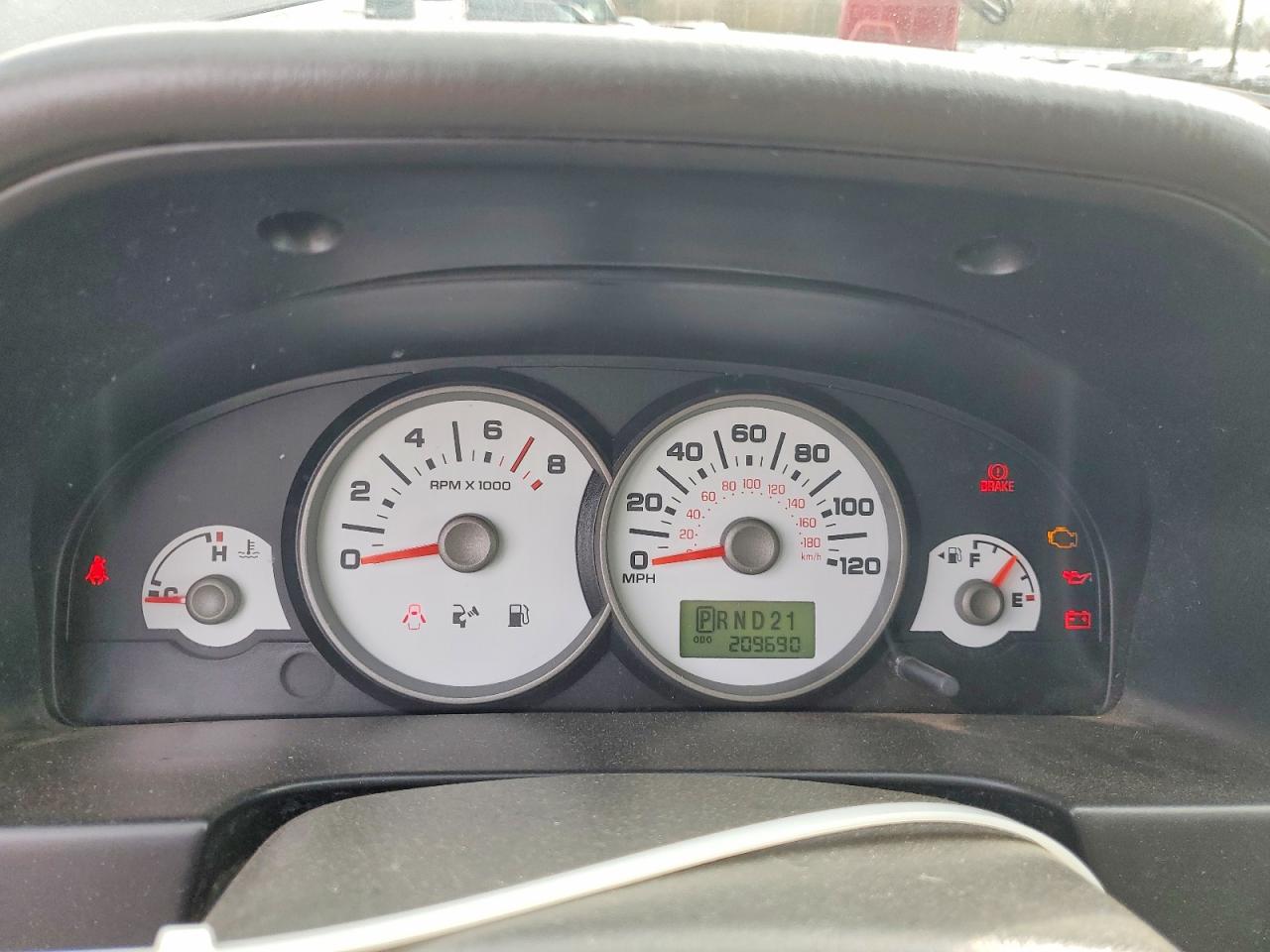 2005 FORD ESCAPE XLT photo 25