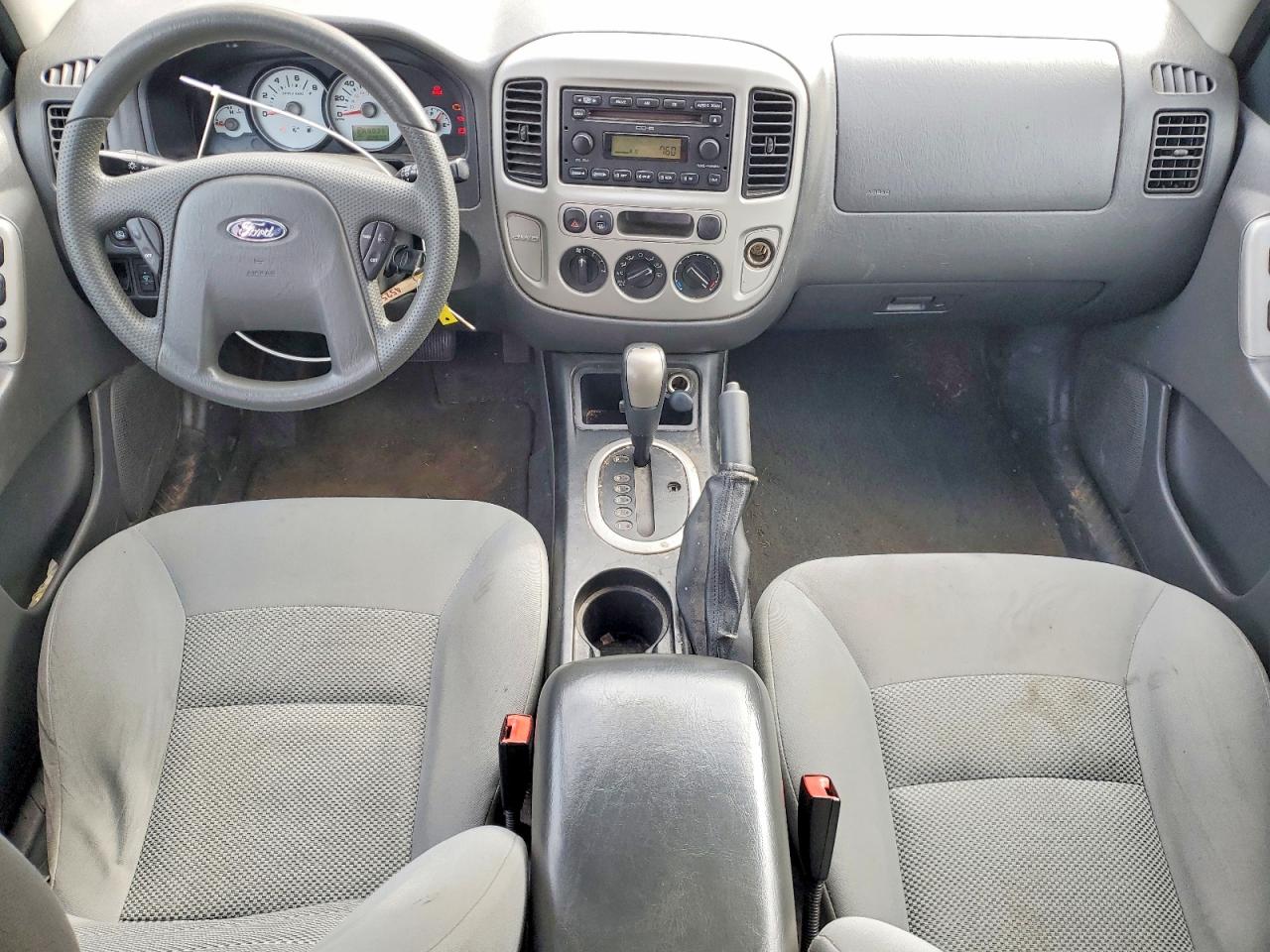 2005 FORD ESCAPE XLT photo 22