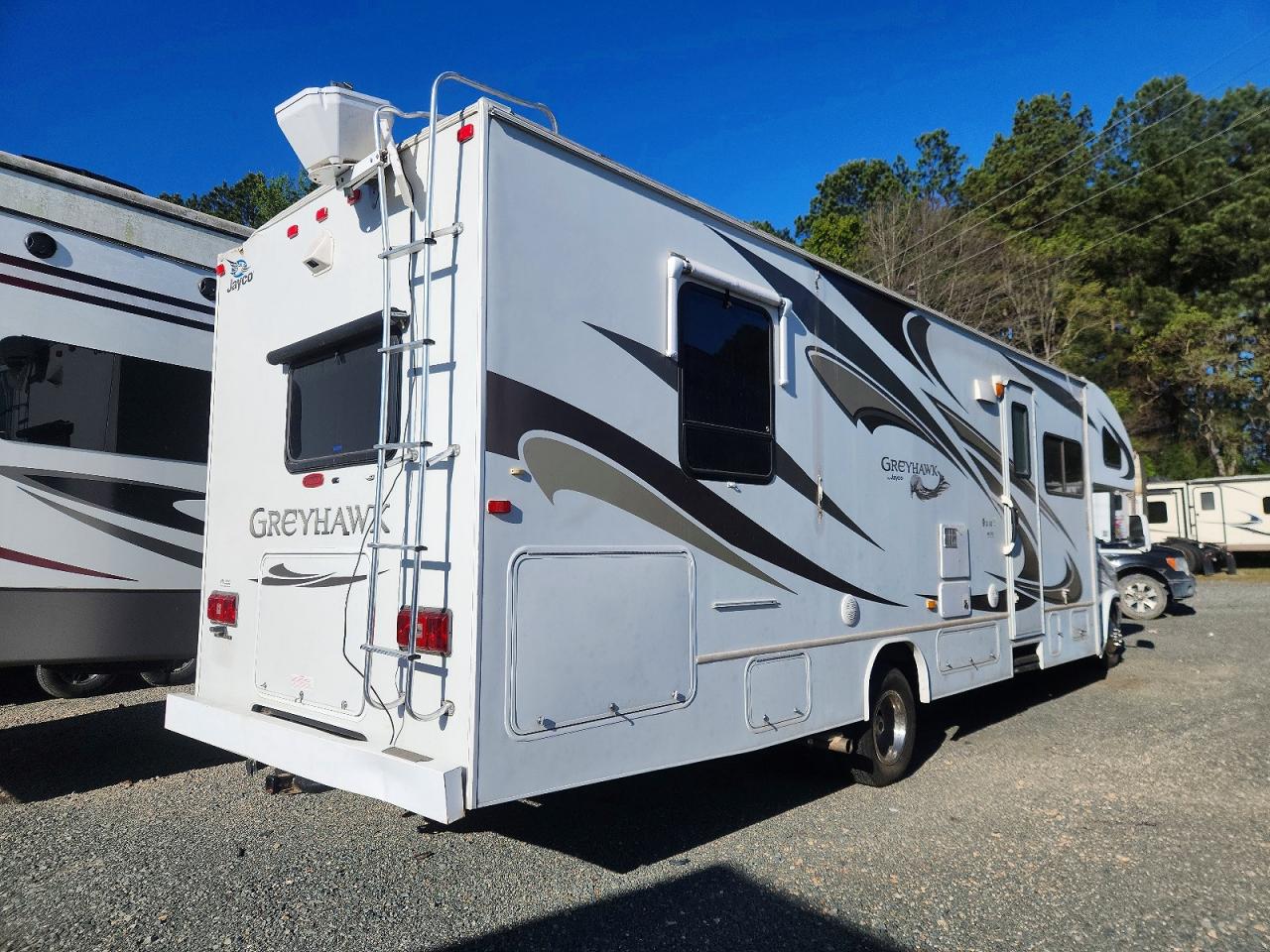 2010 FORD GREYHAWK RV photo 4