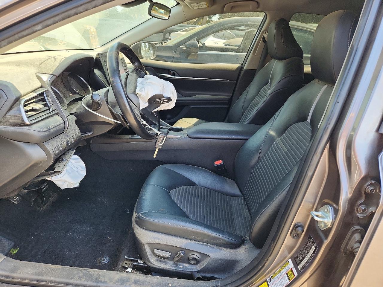 2021 TOYOTA CAMRY SE photo 19
