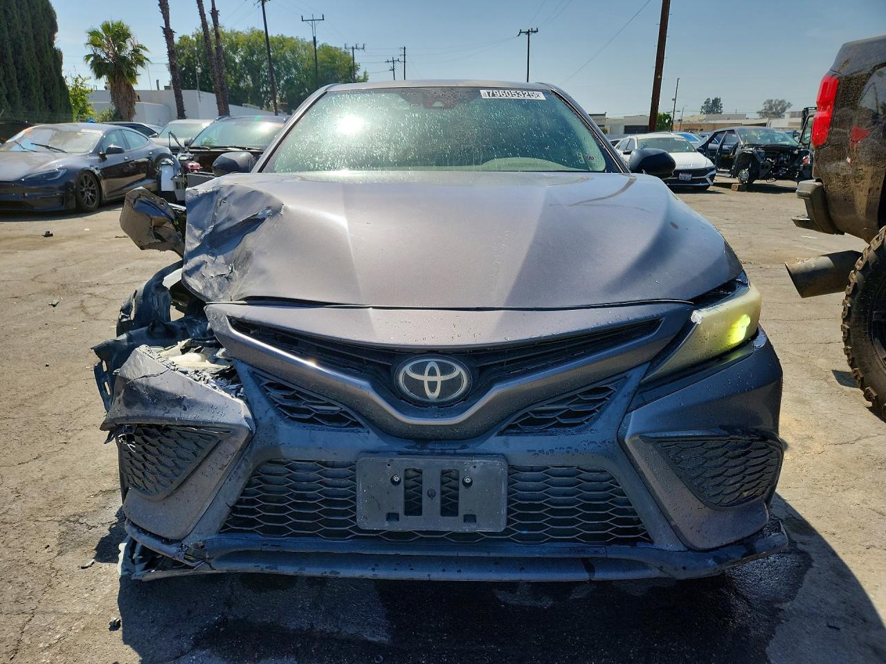 2021 TOYOTA CAMRY SE photo 13