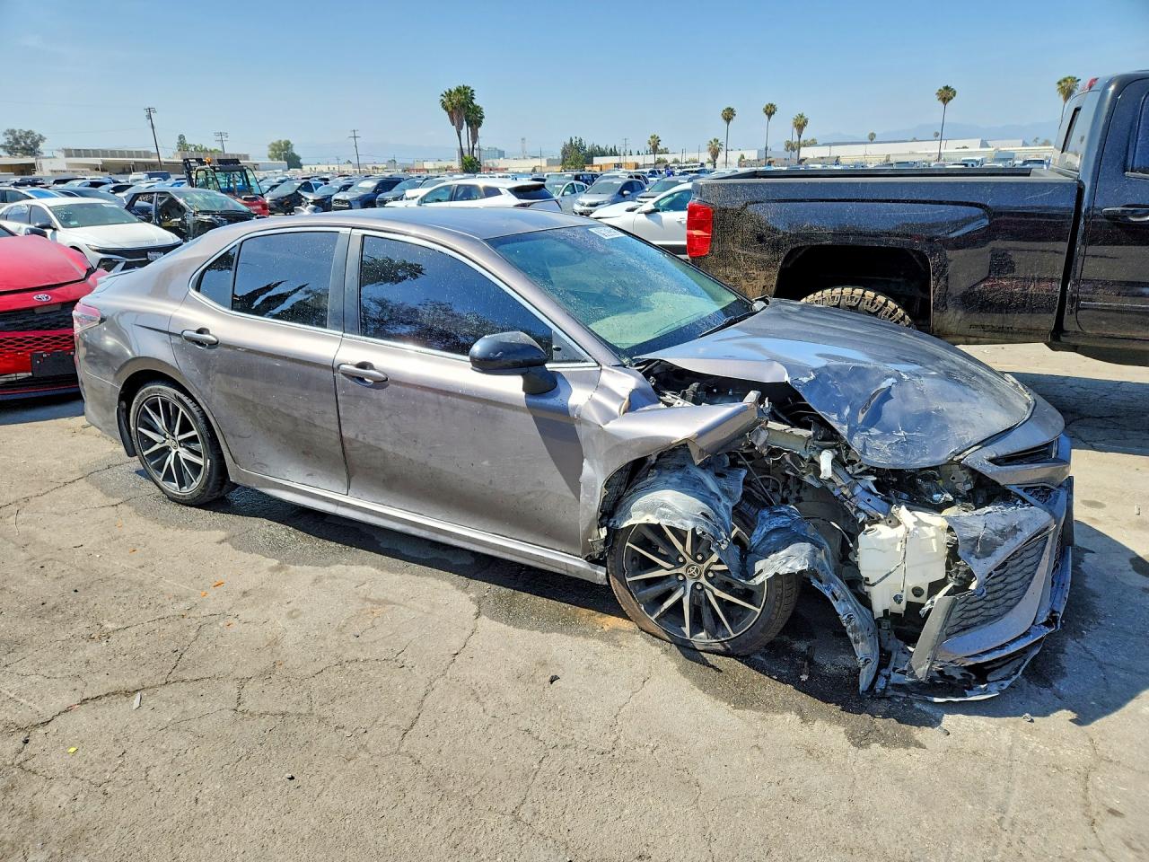 2021 TOYOTA CAMRY SE photo 10