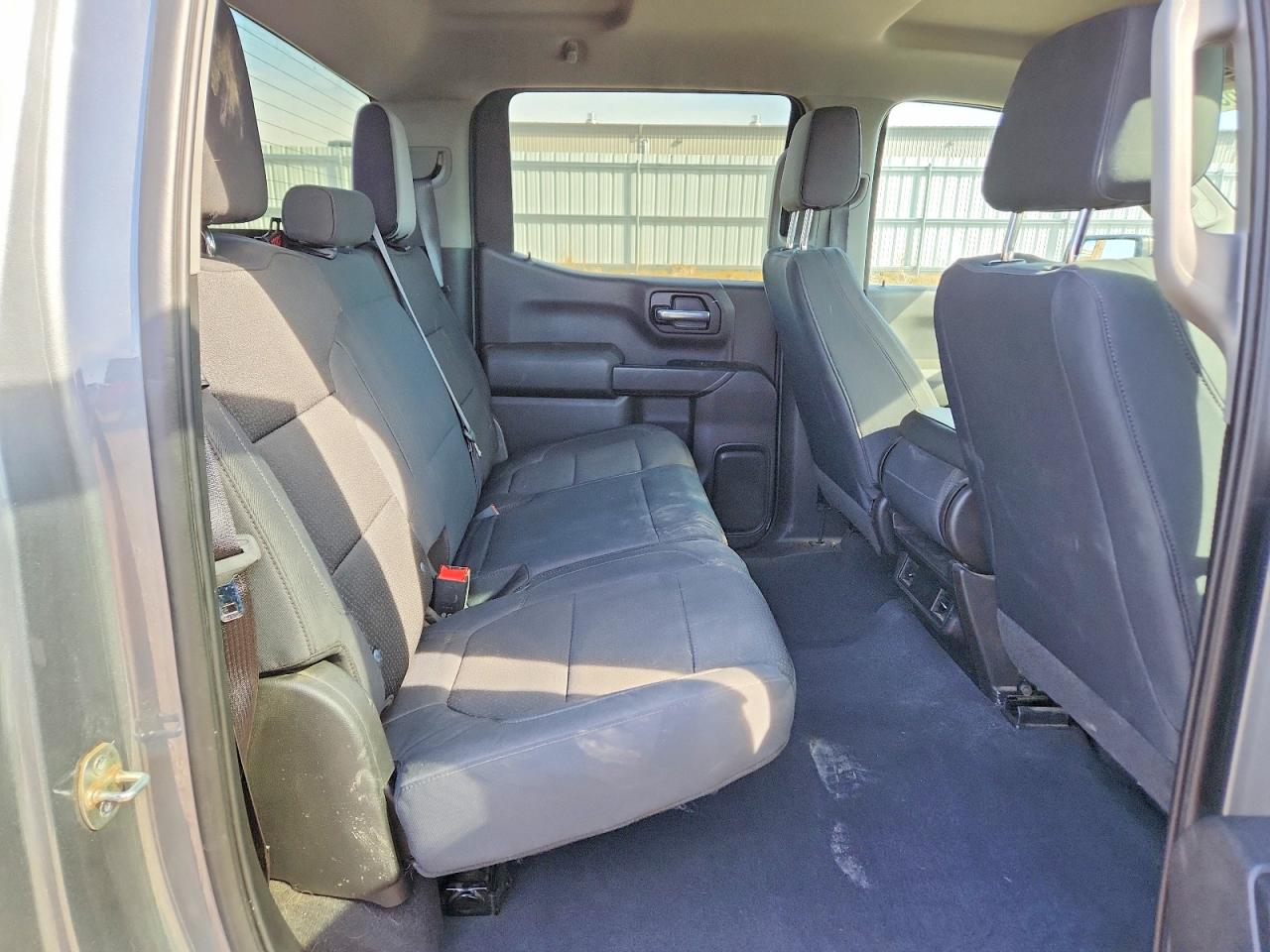 2019 CHEVROLET SILVERADO K1500 CUSTOM photo 19