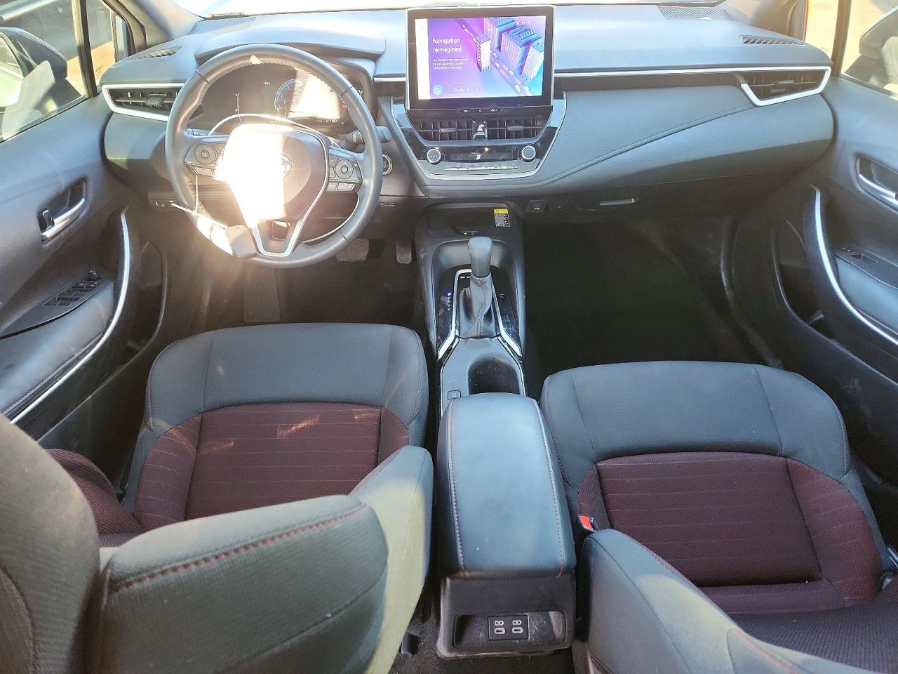 2025 TOYOTA COROLLA SE photo 8