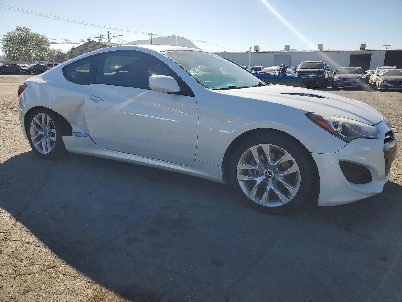 2013 HYUNDAI GENESIS COUPE 2.0T PREMIUM photo 4