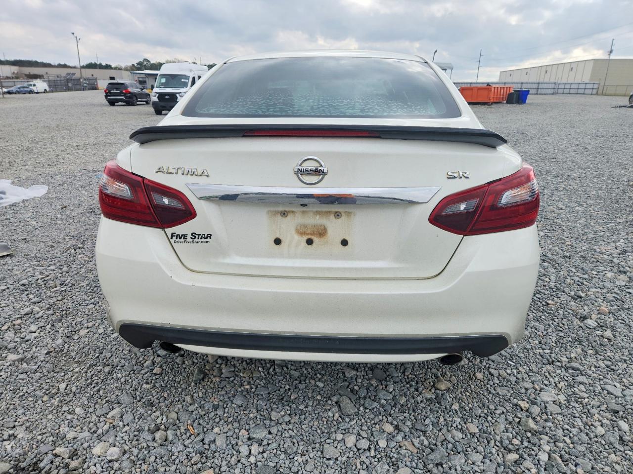2017 NISSAN ALTIMA 2.5 SR photo 11