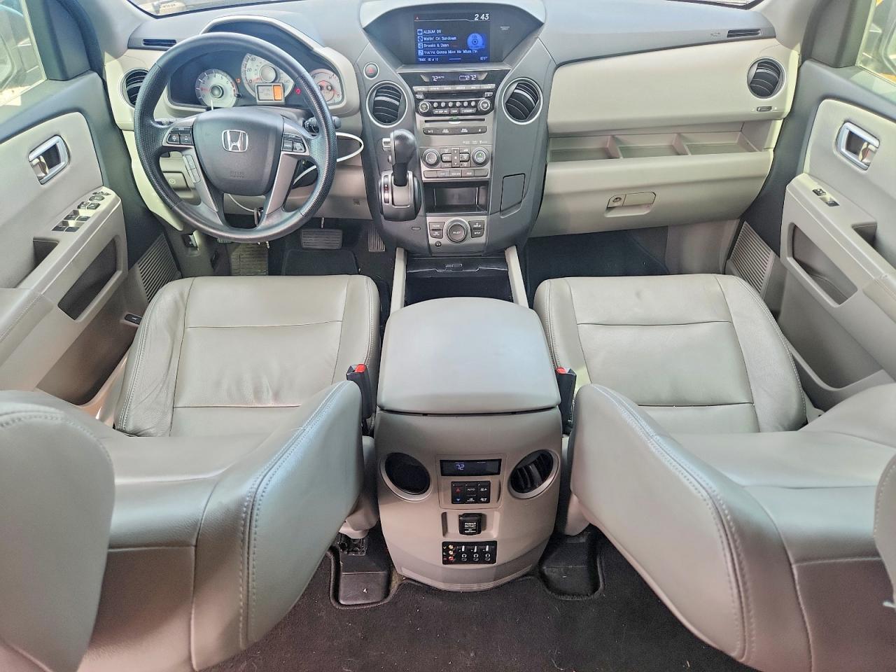 2015 HONDA PILOT SE photo 15