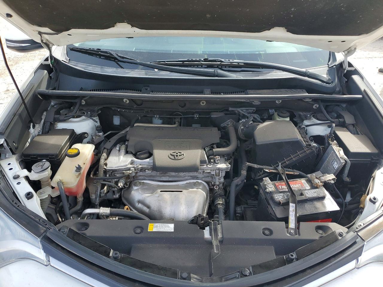 2017 TOYOTA RAV4 XLE photo 23