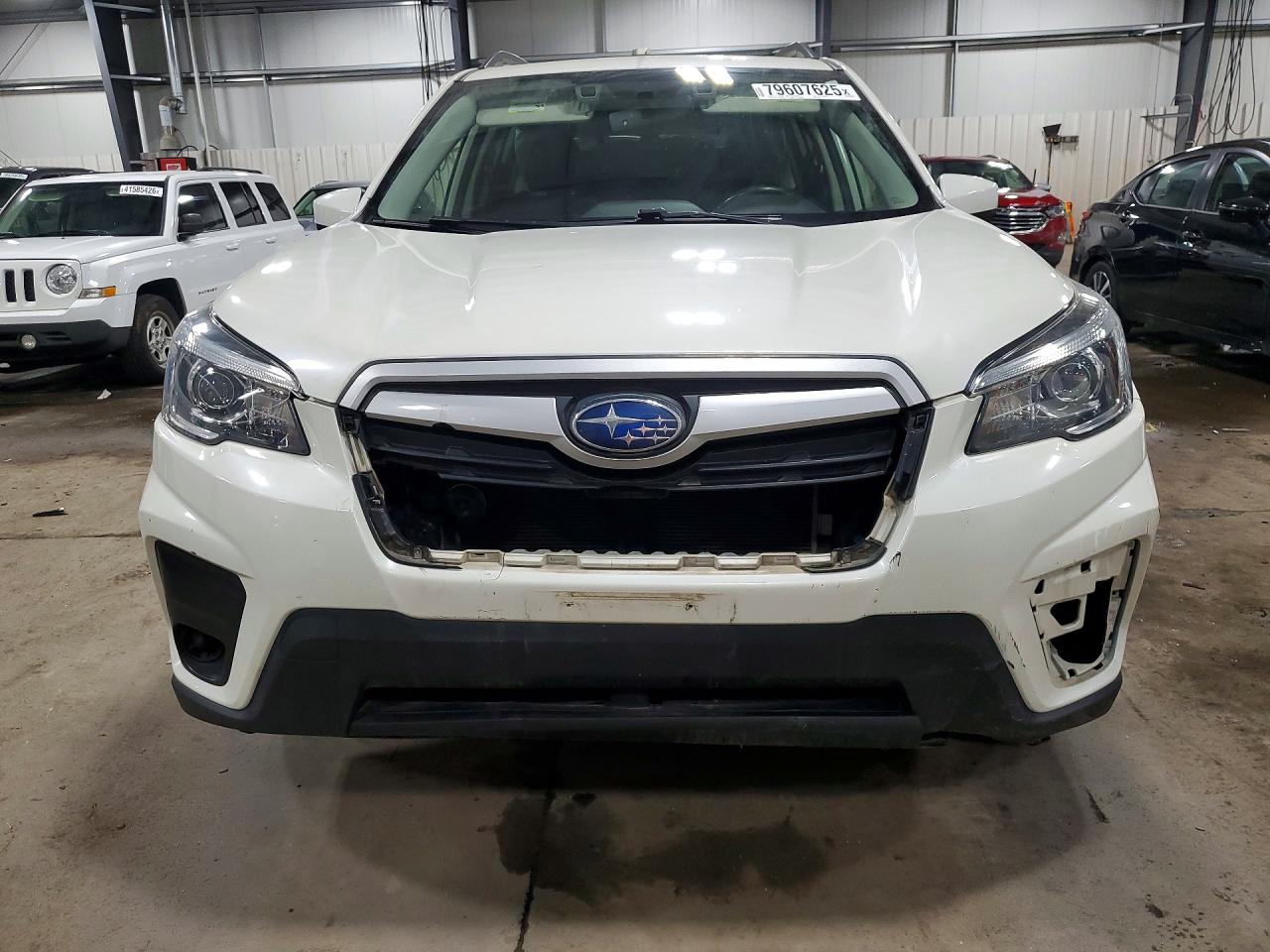2019 SUBARU FORESTER PREMIUM photo 5
