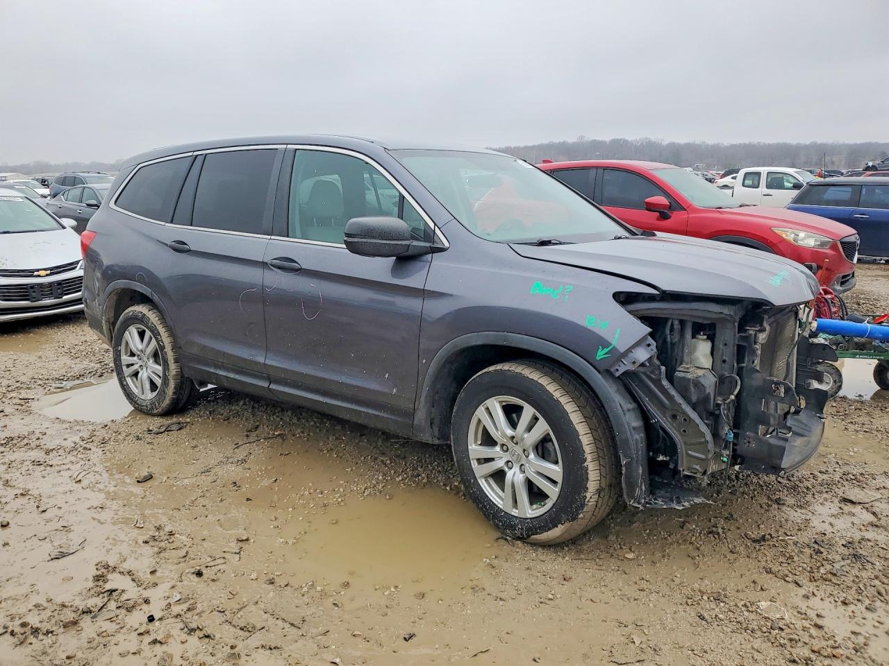 2016 HONDA PILOT LX photo 4