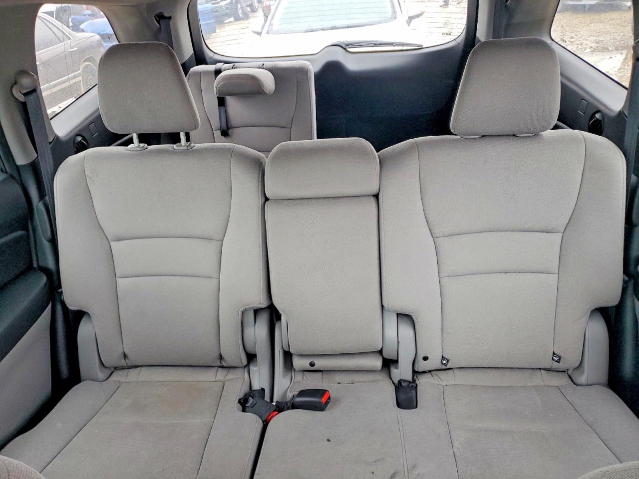 2016 HONDA PILOT LX photo 10