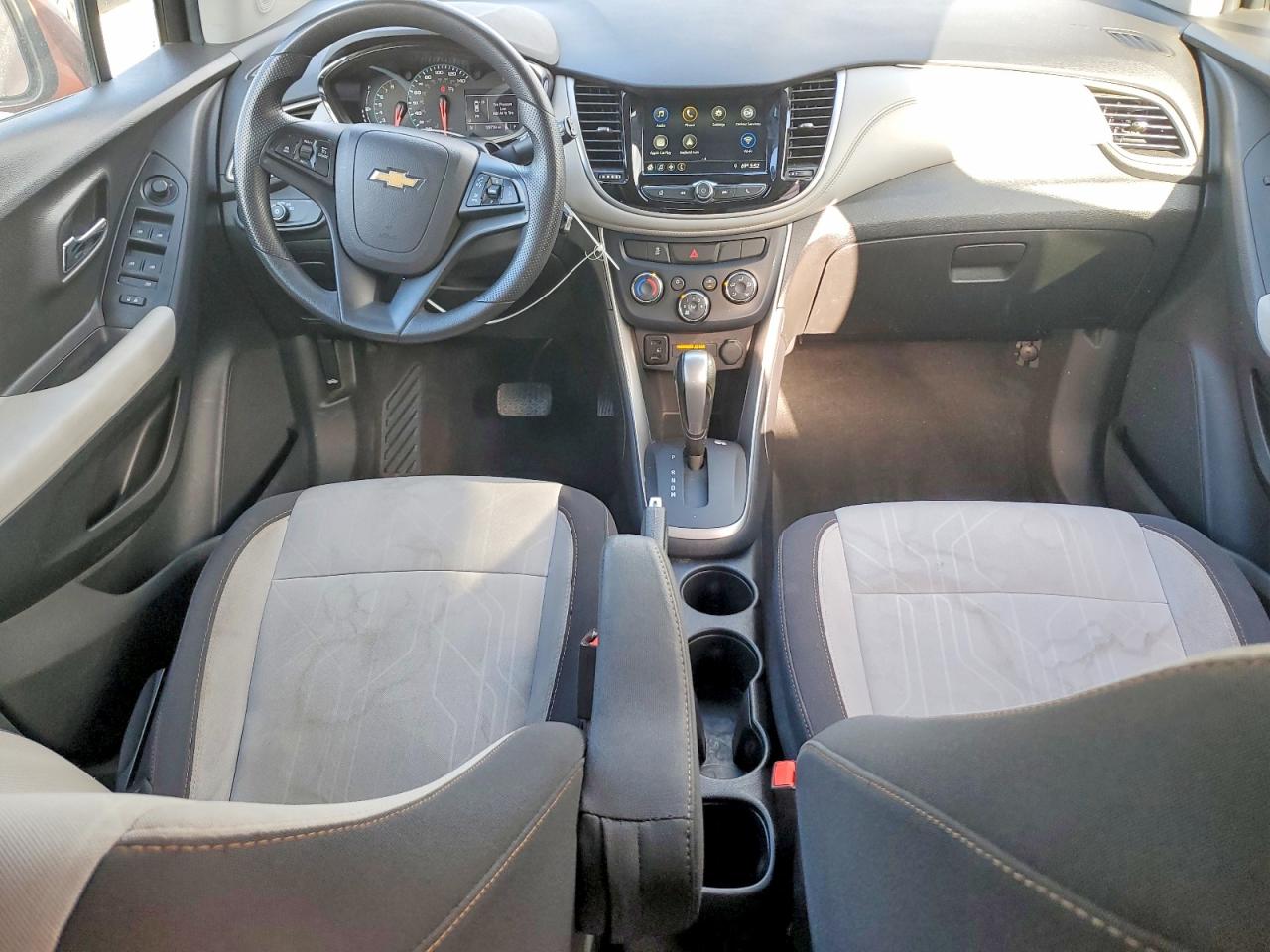 2019 CHEVROLET TRAX 1LT photo 8