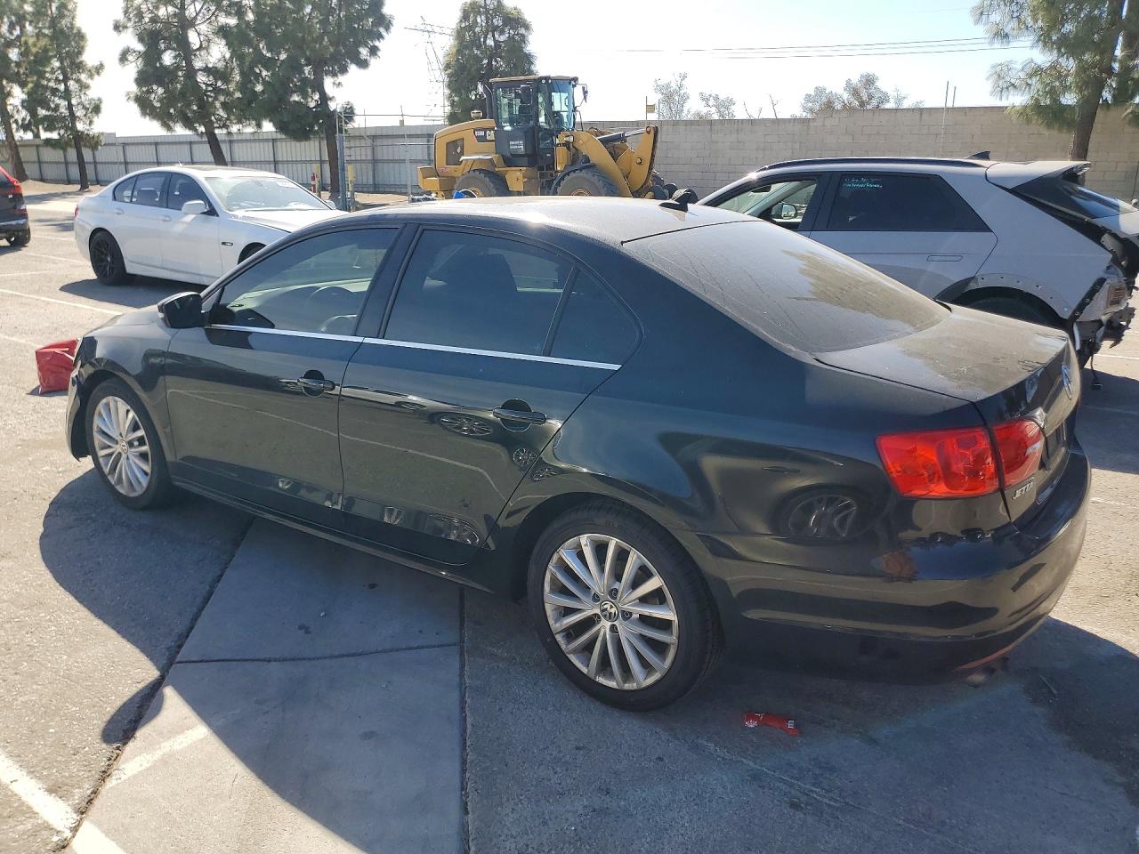 2014 VOLKSWAGEN JETTA SEL photo 3