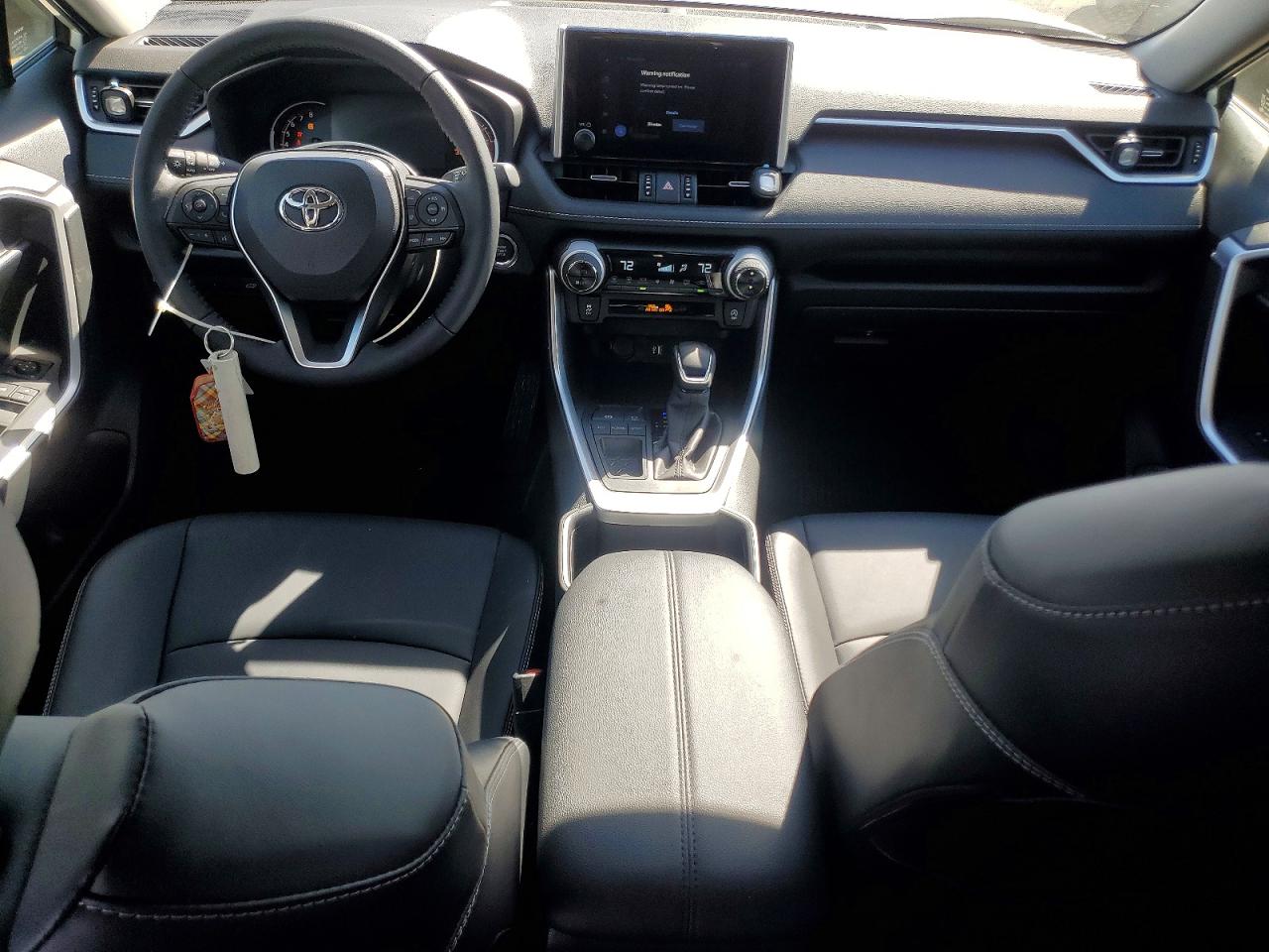 2025 TOYOTA RAV4 XLE PREMIUM photo 8