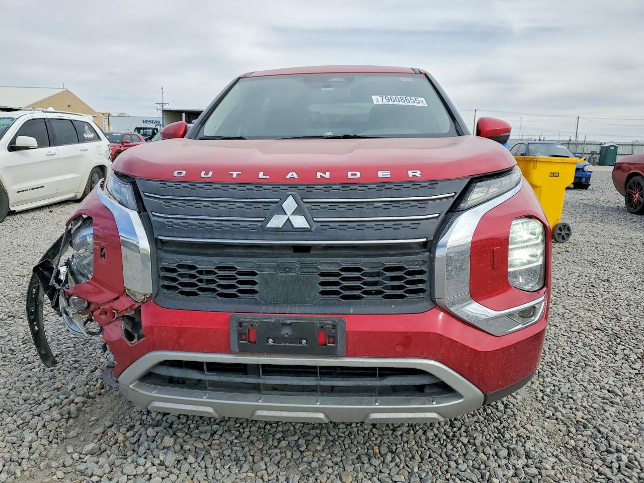 2024 MITSUBISHI OUTLANDER photo 5