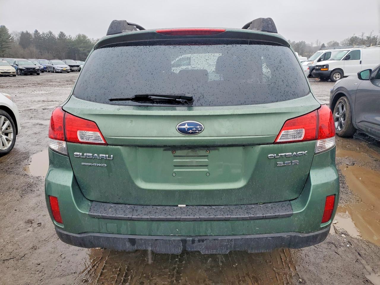 2010 SUBARU OUTBACK 3.6R LIMITED photo 6