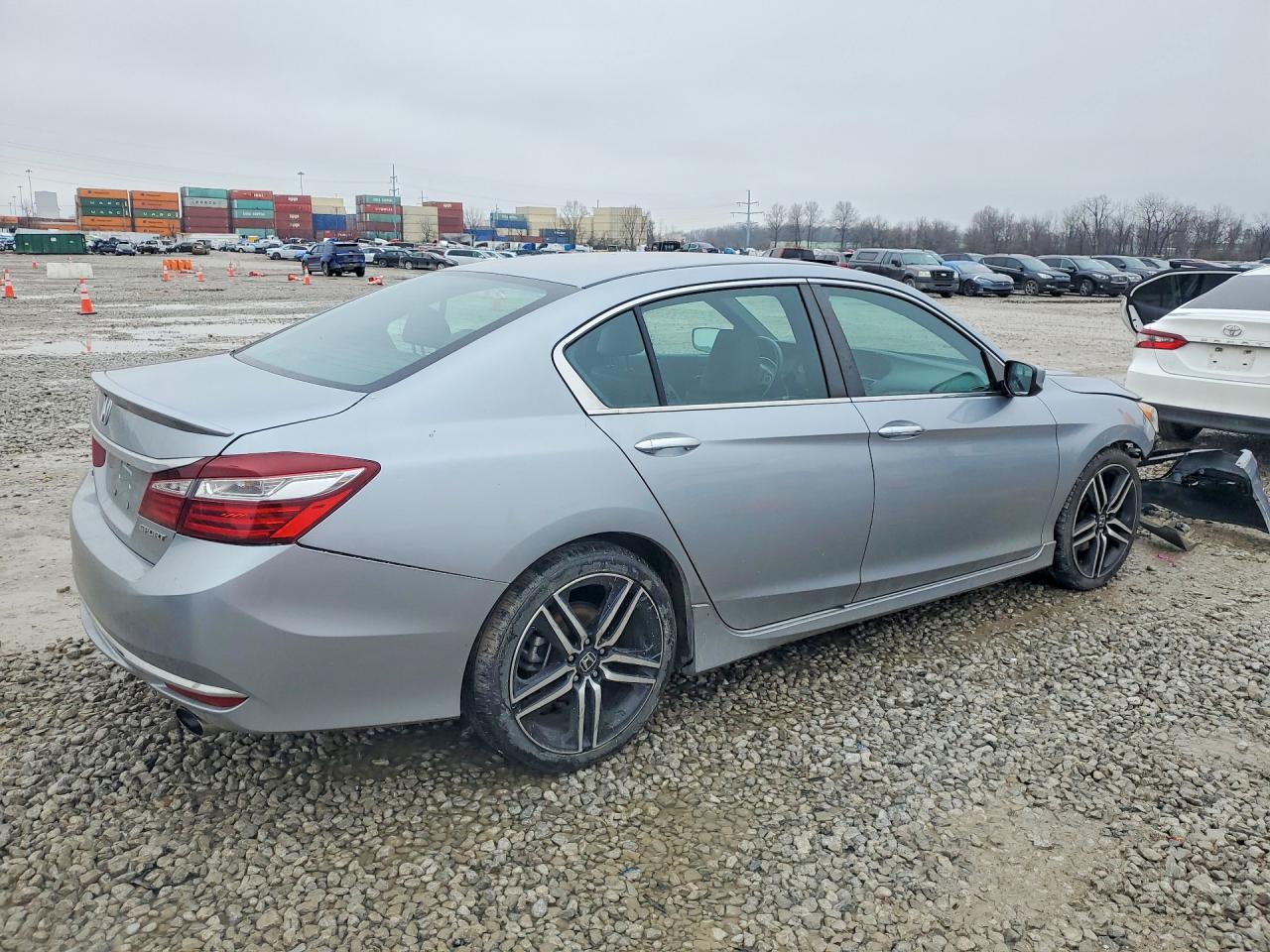 2016 HONDA ACCORD SPORT photo 5