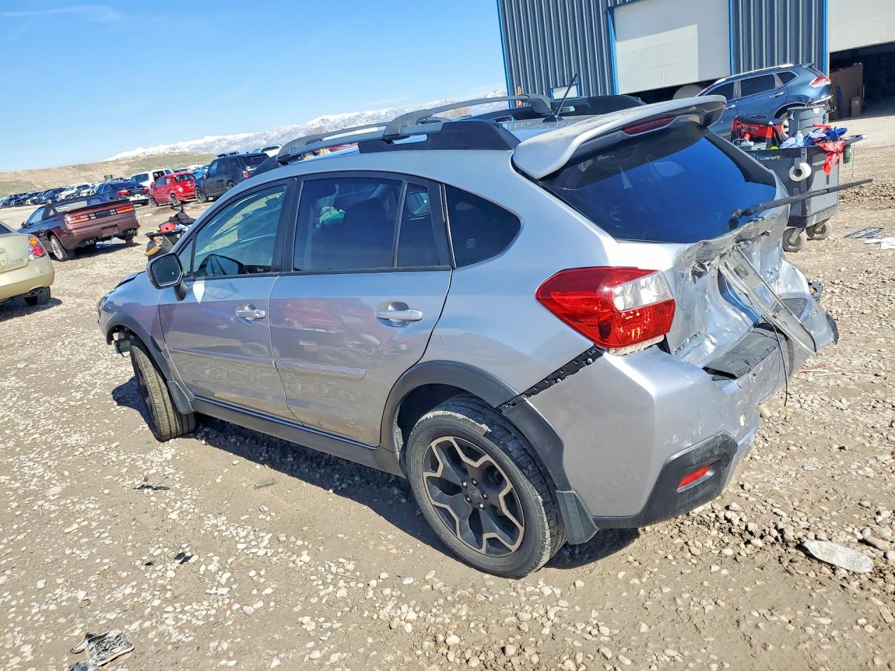 2013 SUBARU XV CROSSTREK 2.0 LIMITED photo 2