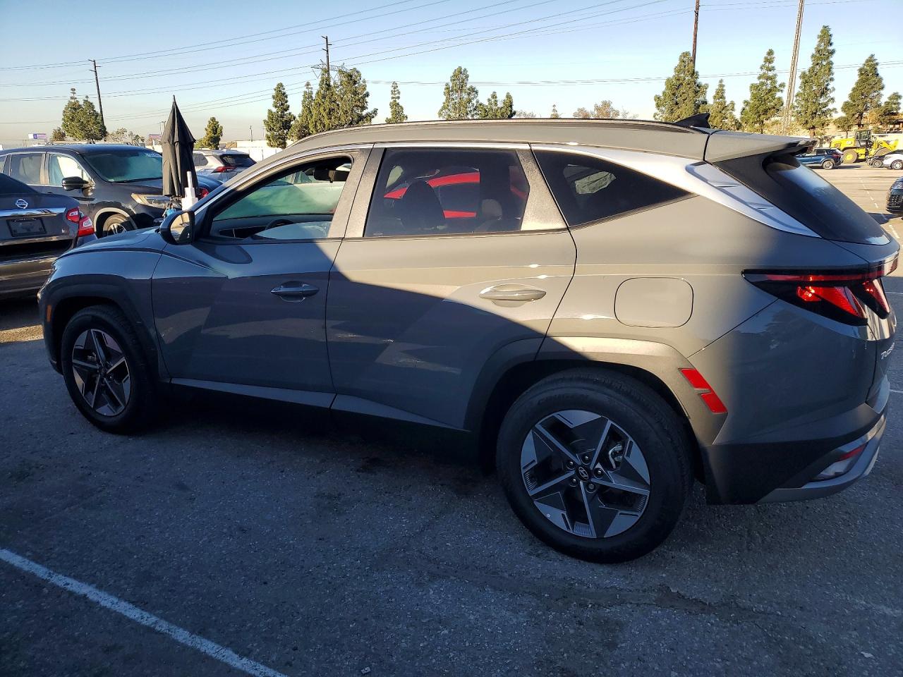 2025 HYUNDAI TUCSON SEL photo 3