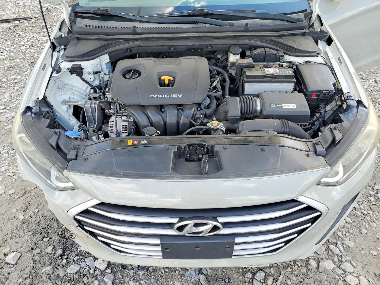 2018 HYUNDAI ELANTRA SEL photo 11
