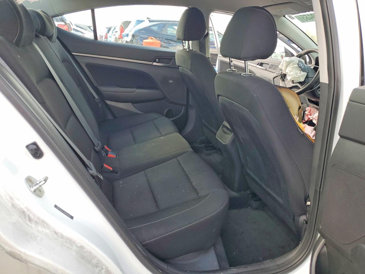 2018 HYUNDAI ELANTRA SEL photo 10