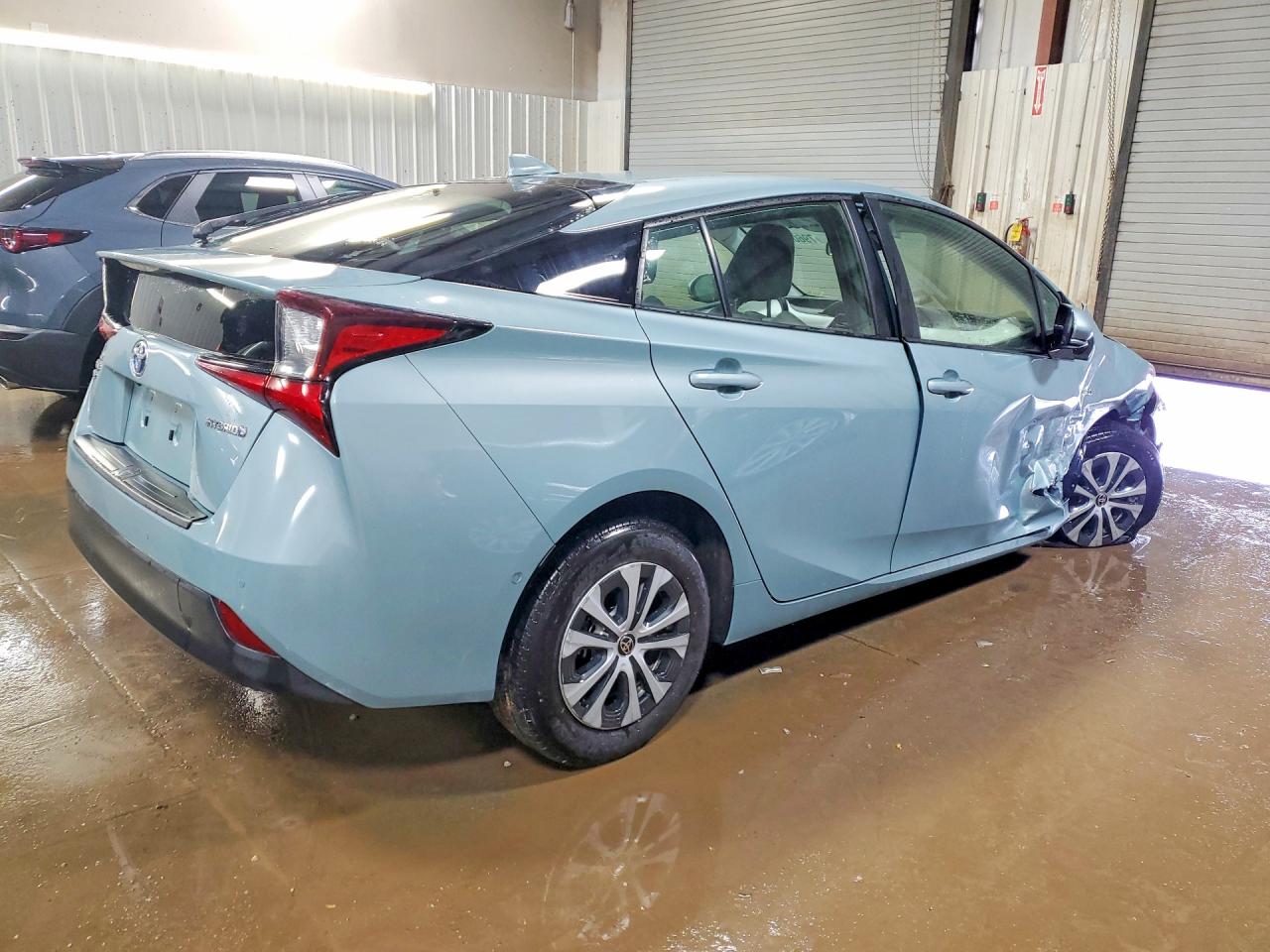 2019 TOYOTA PRIUS LE AWD-E photo 3
