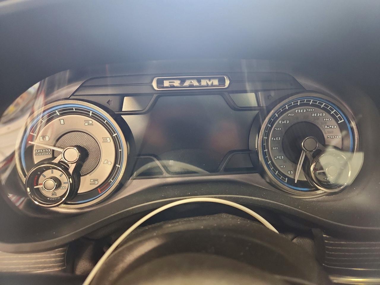 2021 RAM 1500 LIMITED photo 25