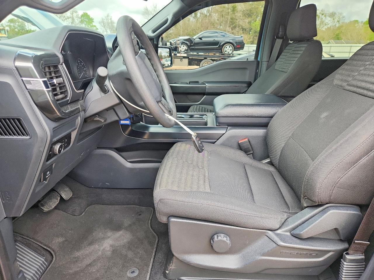 2023 FORD F150 SUPERCREW photo 13