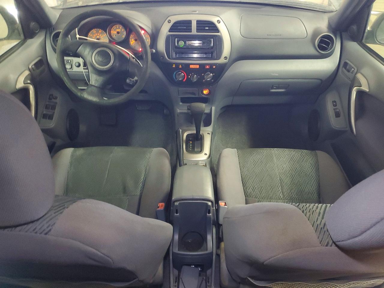 2002 TOYOTA RAV4 BASE photo 8