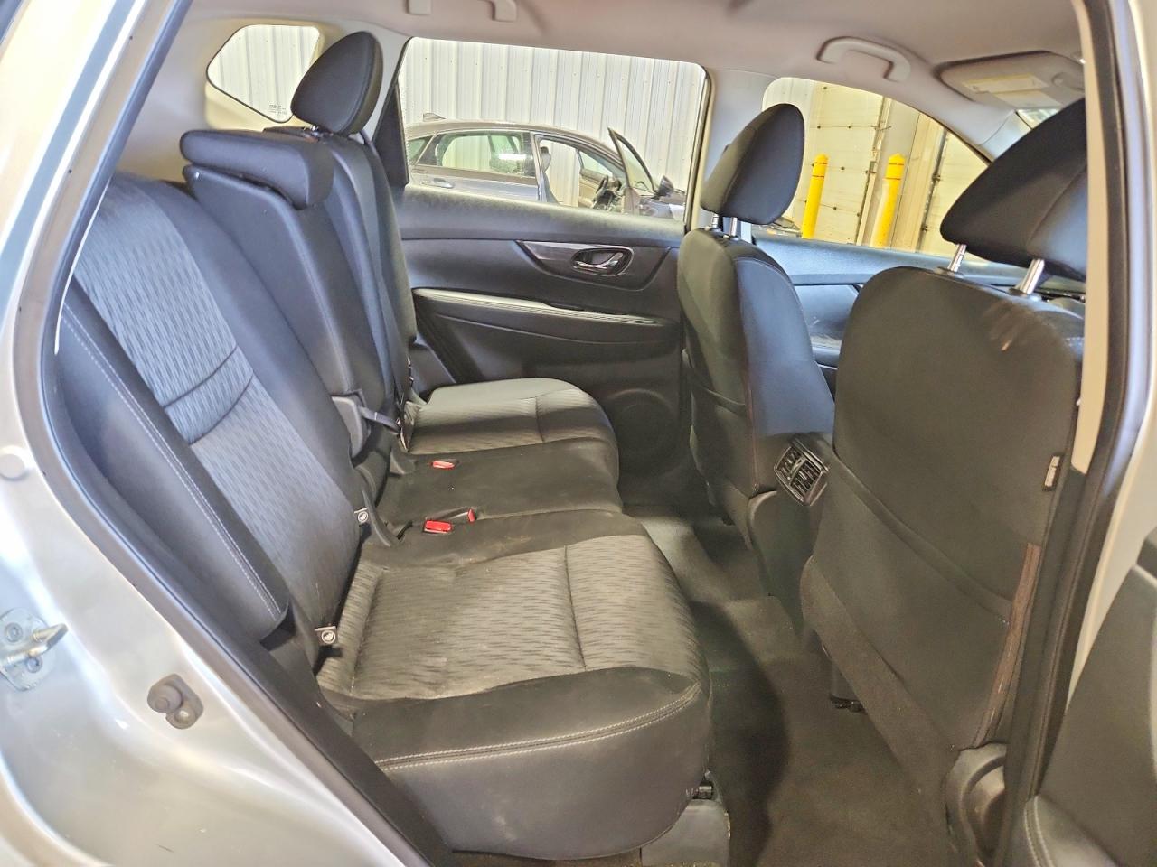 2017 NISSAN ROGUE S photo 21