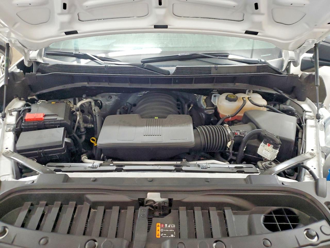 2024 CHEVROLET SILVERADO C1500 photo 31