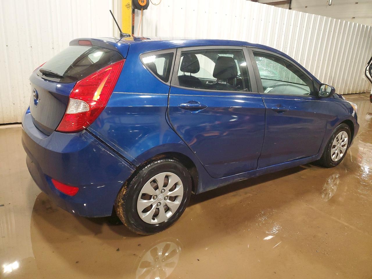 2016 HYUNDAI ACCENT SE photo 5