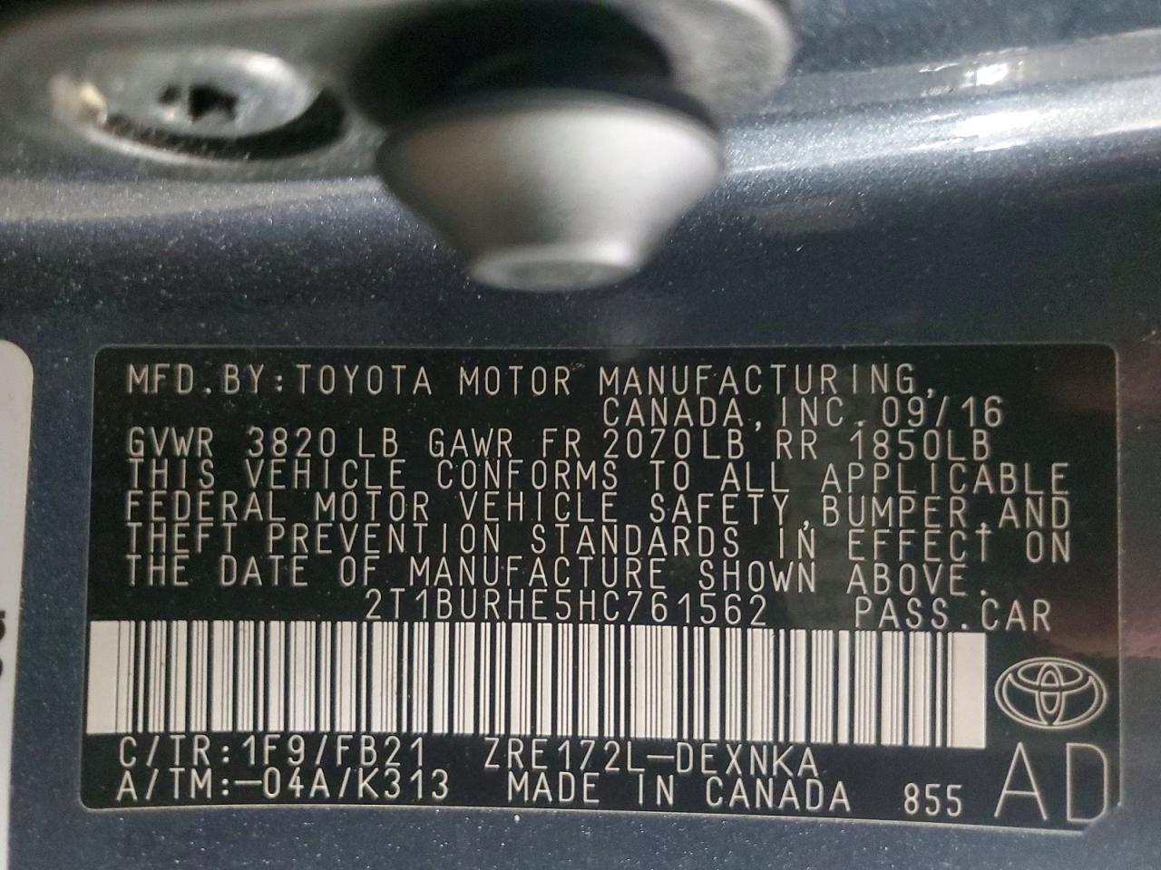 2017 TOYOTA COROLLA LE photo 25