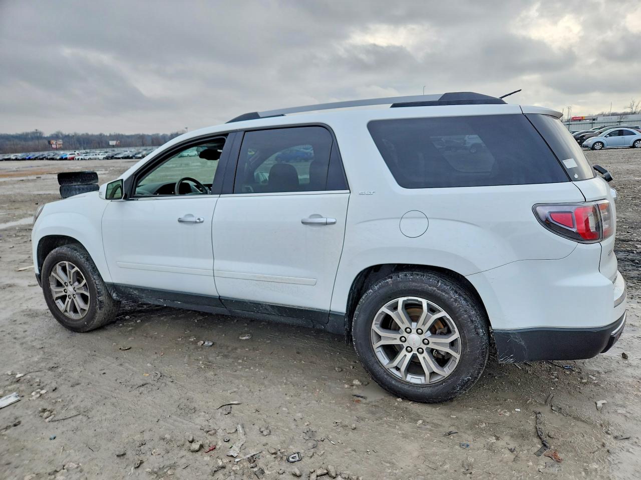 2016 GMC ACADIA photo 2