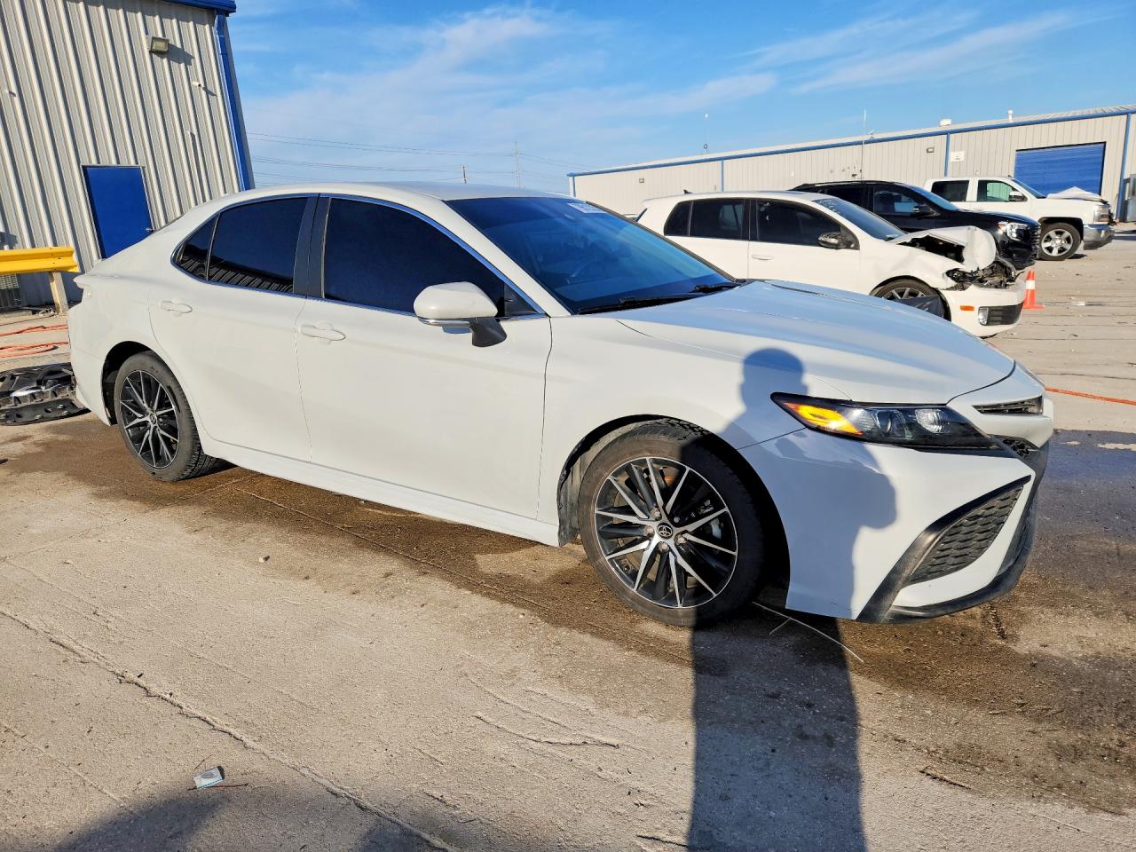2022 TOYOTA CAMRY SE photo 7
