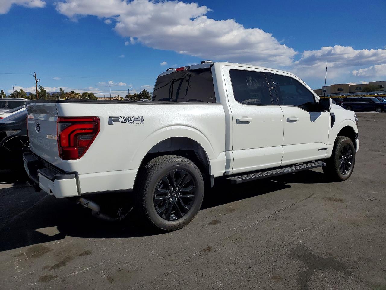 2025 FORD F150 LARIAT photo 5