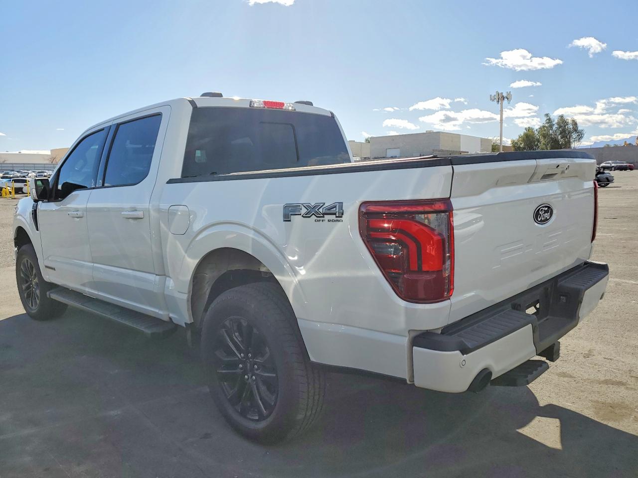 2025 FORD F150 LARIAT photo 3